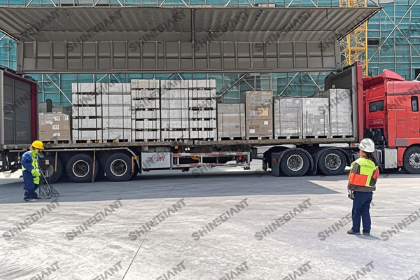 Nanjing 盛玖新能源将高级家居存储产品运送到中东